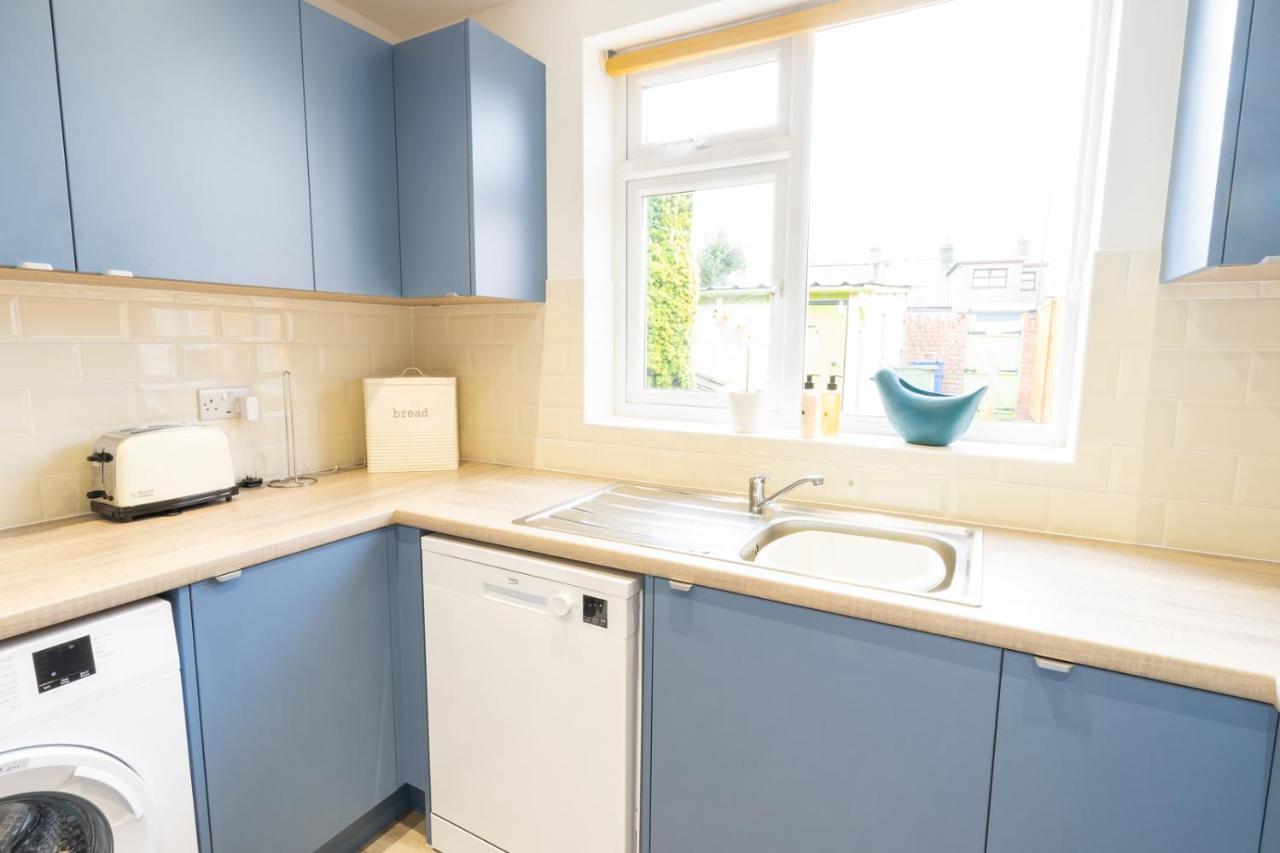 Newly-Renovated, Mid-Terrace Cottage In Porthmadog Dış mekan fotoğraf