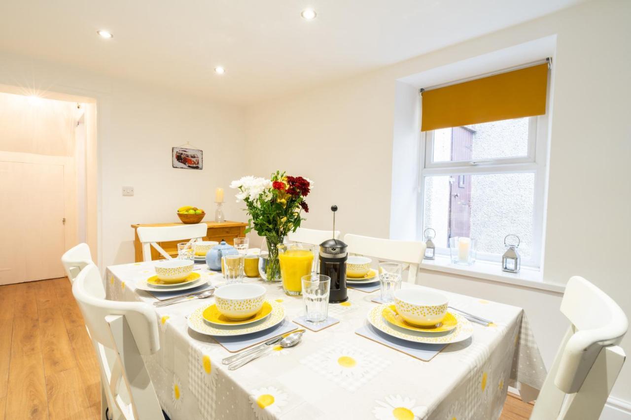 Newly-Renovated, Mid-Terrace Cottage In Porthmadog Dış mekan fotoğraf